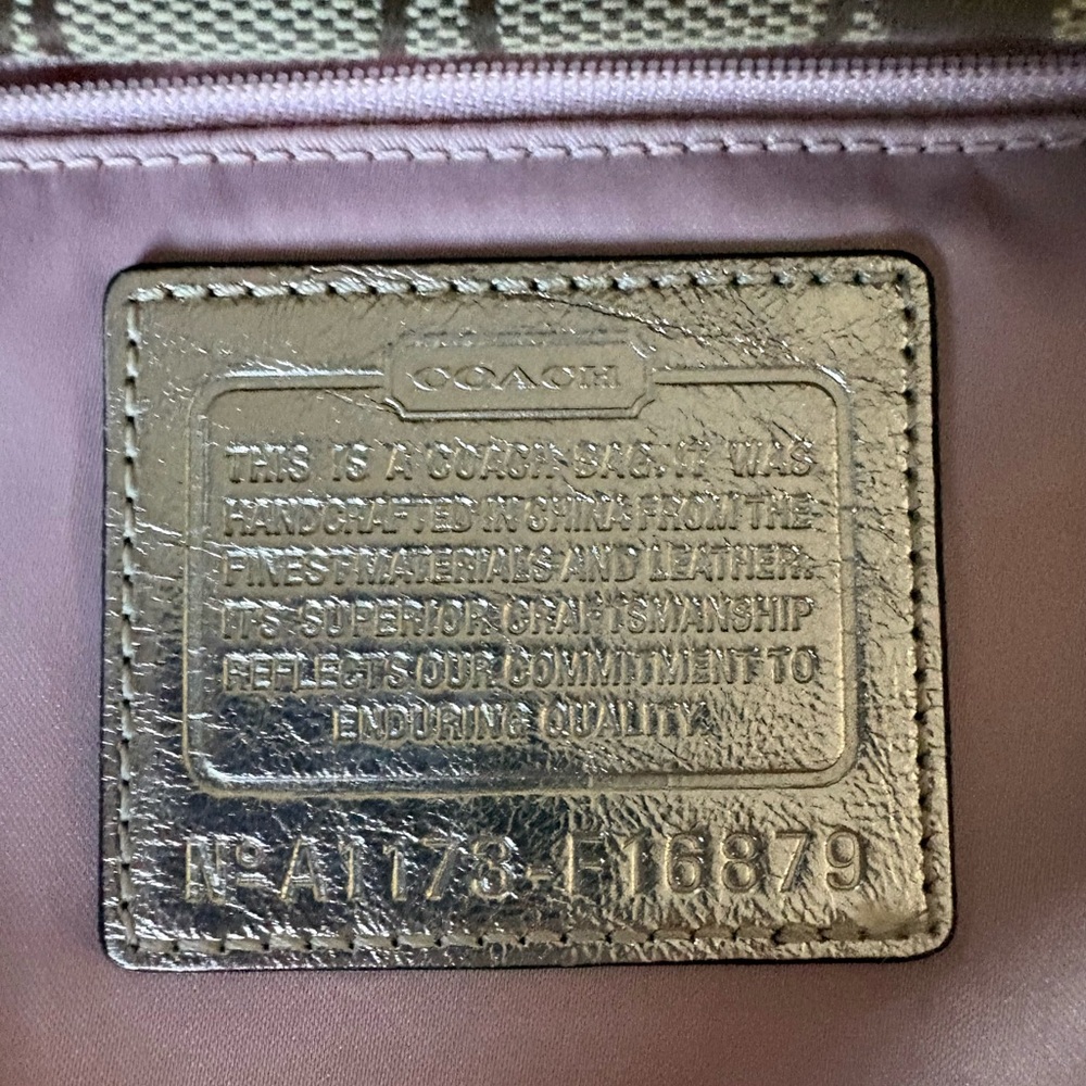 COACH Bleeker purse and wristlet - Picture 5 of 13